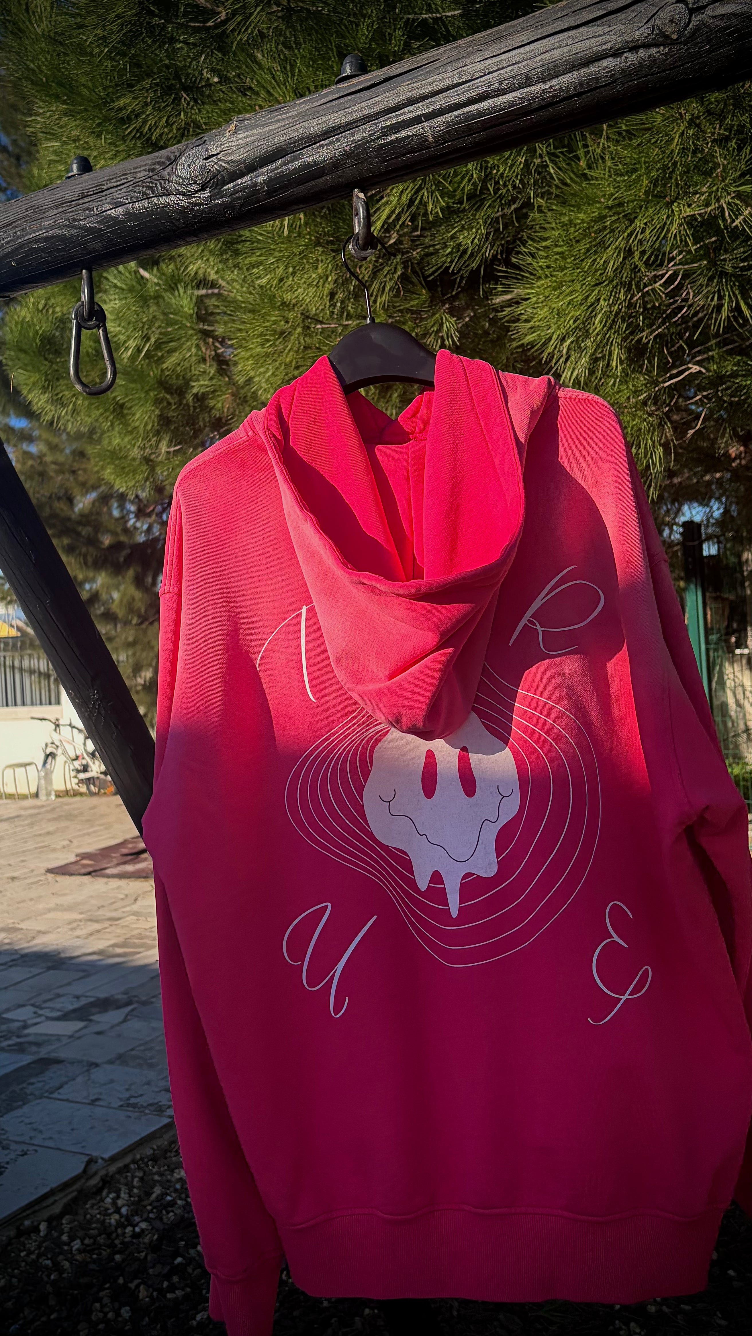 TRUE STREETWEAR Pink Hoodie