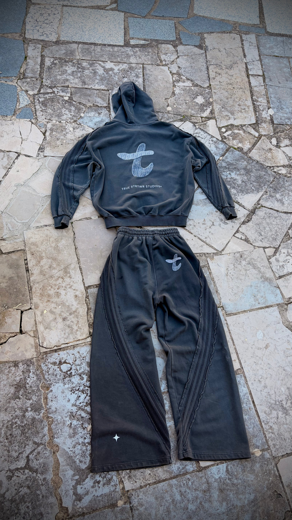 TRUE STRTWR Baggy Pants