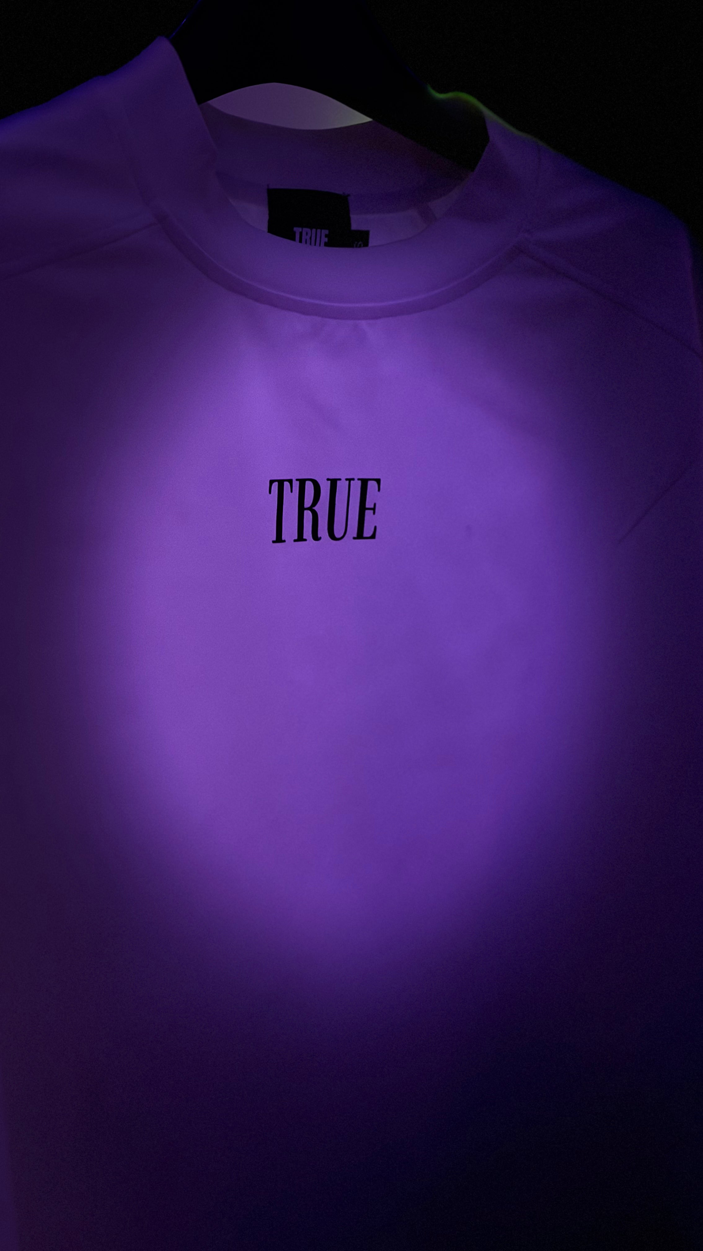TRUE STRTWR Different White Tee